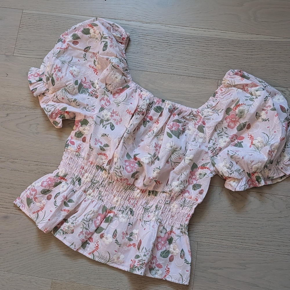 Alice Blue Floral Blouse in Soft Pink